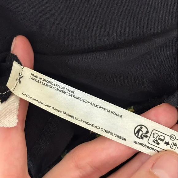 Free People FP One Blossom Mini Skort in Black - Size M - Picture 8 of 9